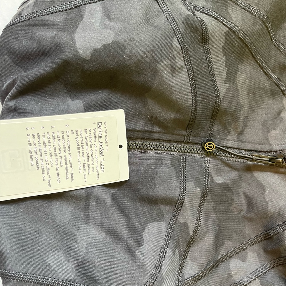 Lululemon define jacket size 12 hideaway camo